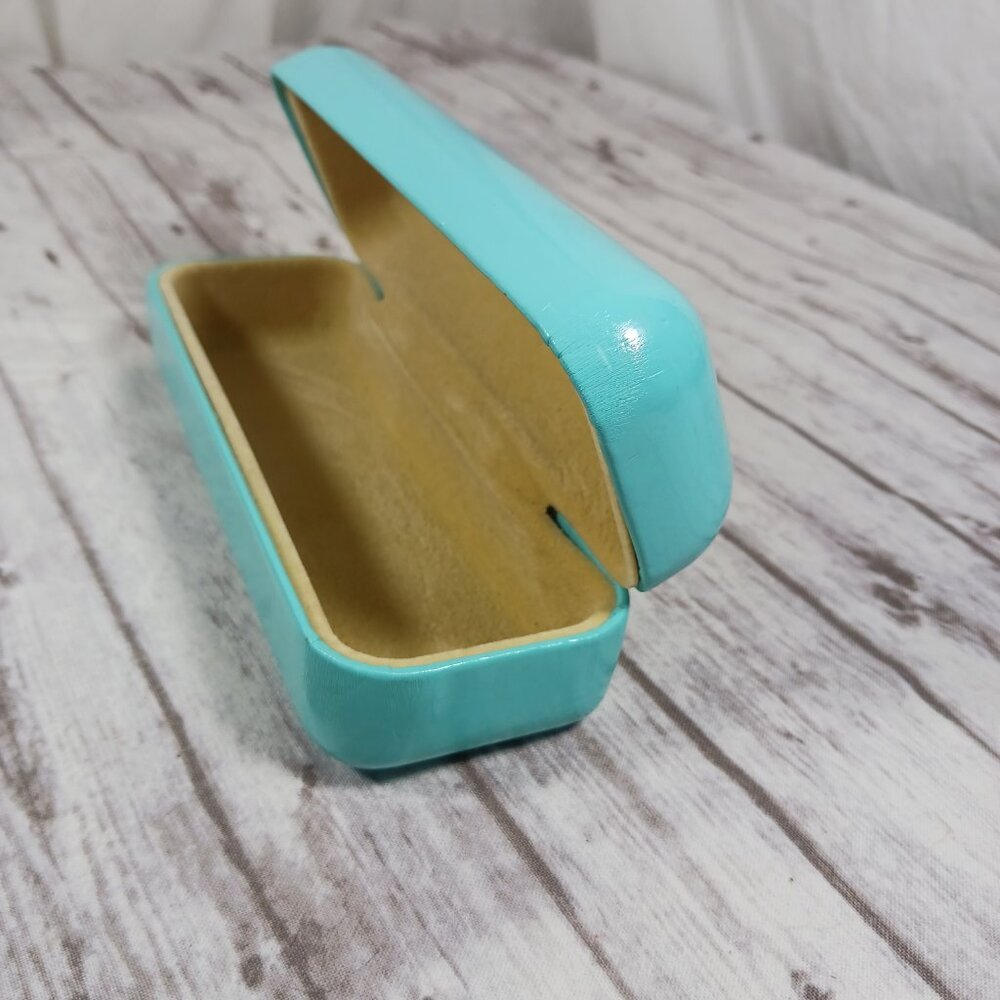 Tiffany & Co. Hard Shell Eyeglass Case Tiffany Blue Ext. Tan Suede Interior 6x2" - Picture 11 of 15